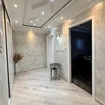 Agape La Maison De L *