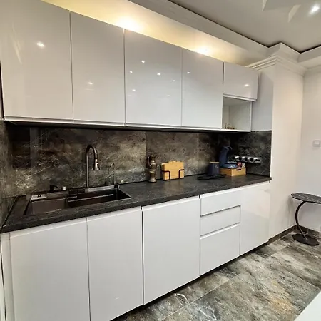 Apartament Agape La Maison De L *