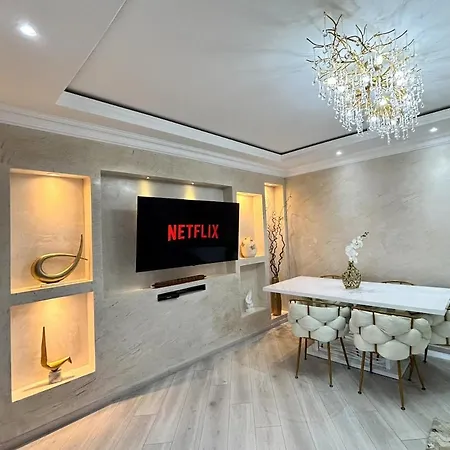 Agape La Maison De L