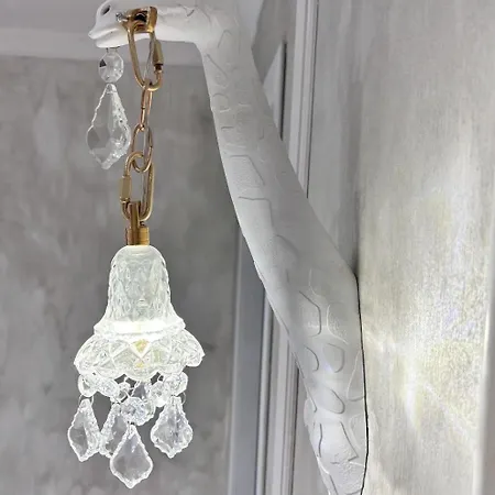 Agape La Maison De L *